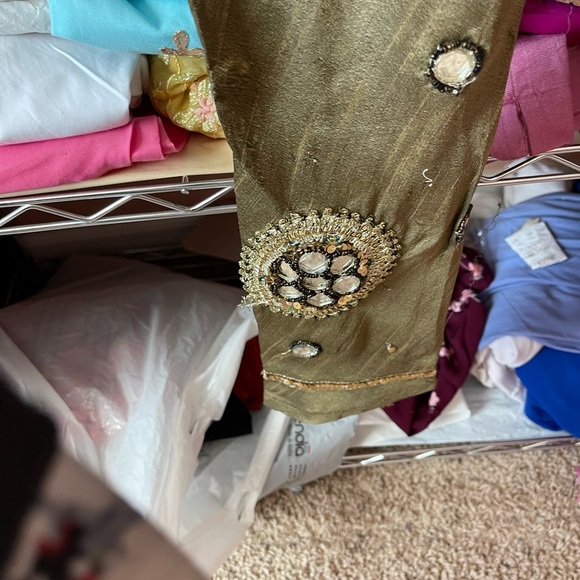 Party suit , Pajami Kurta suit . - Picture 5 of 5